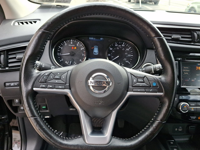 Used 2022 Nissan Rogue Sport SV w/ Technology Package AWD/4WD image 18