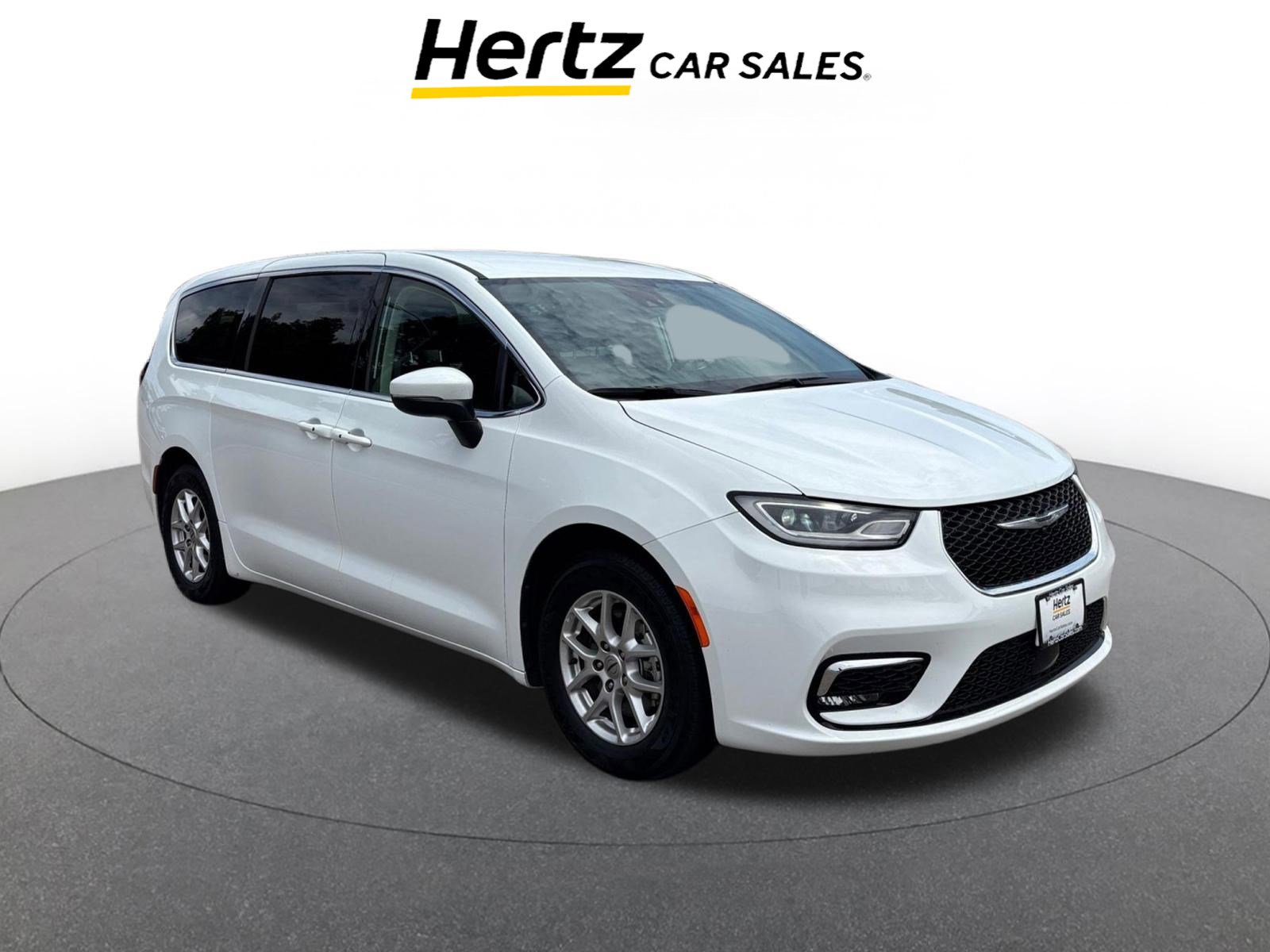 Used 2023 Chrysler Pacifica Touring-L