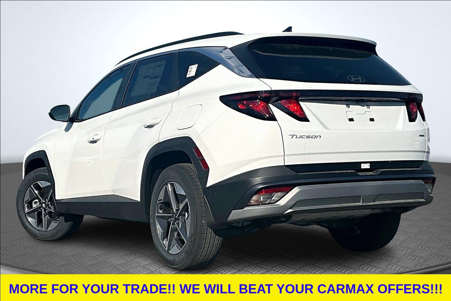 New 2026 Hyundai Tucson SEL Plus FWD image 3