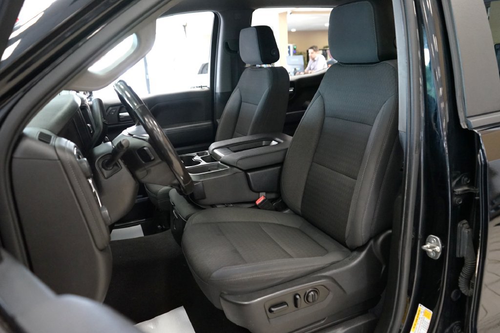 Used 2020 Chevrolet Silverado 1500 LT w/ All-Star Edition AWD/4WD image 2