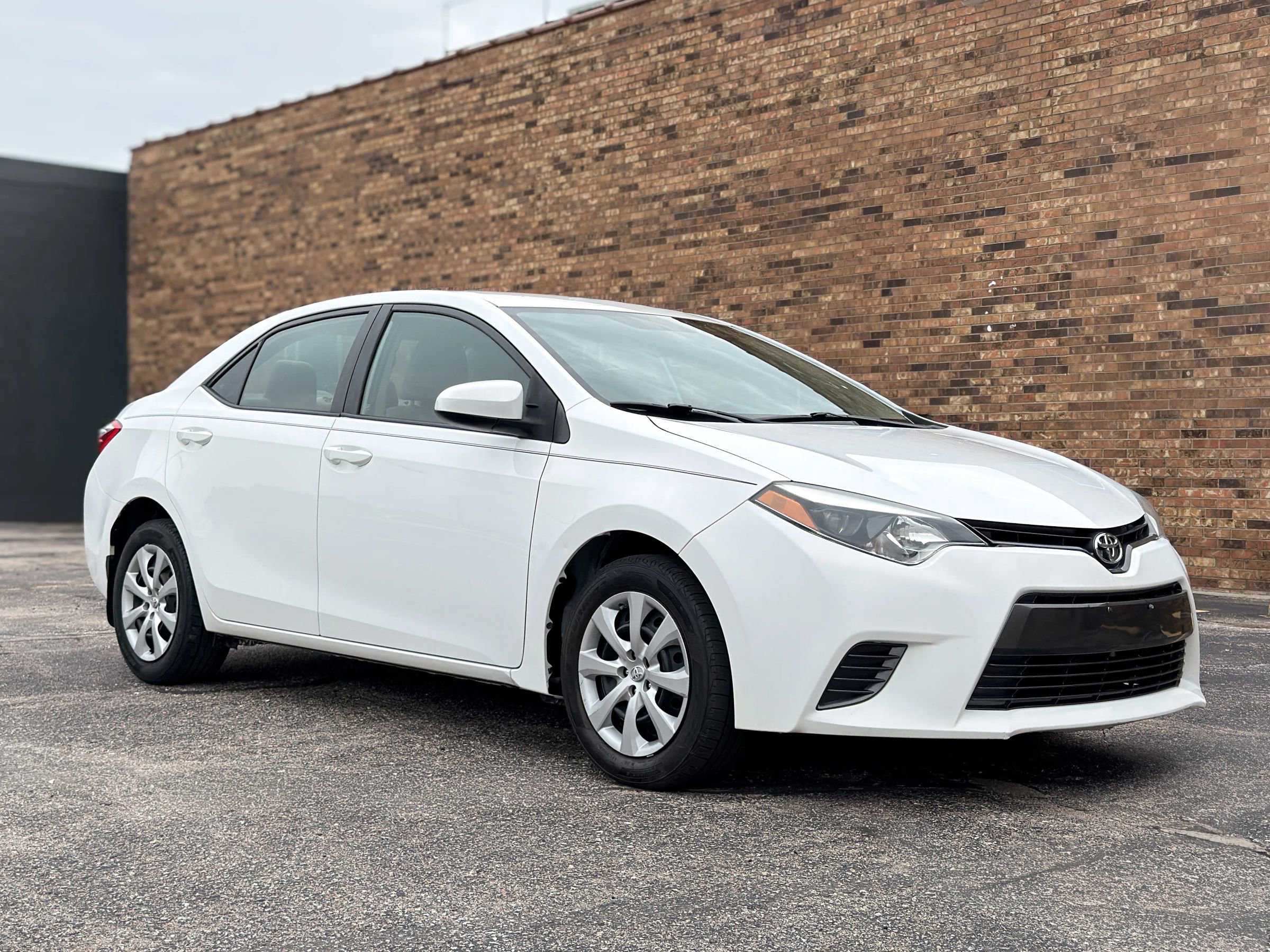 Used 2016 Toyota Corolla LE