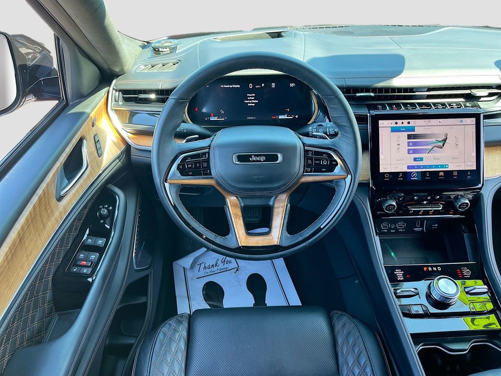 Used 2025 Jeep Grand Cherokee L Summit image 24