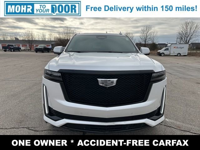 Used 2024 Cadillac Escalade Sport w/ LPO, ONYX Package image 2