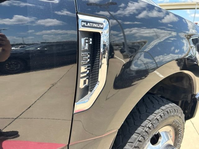 Used 2021 Ford F350 Platinum w/ FX4 Off-Road Package AWD/4WD image 17