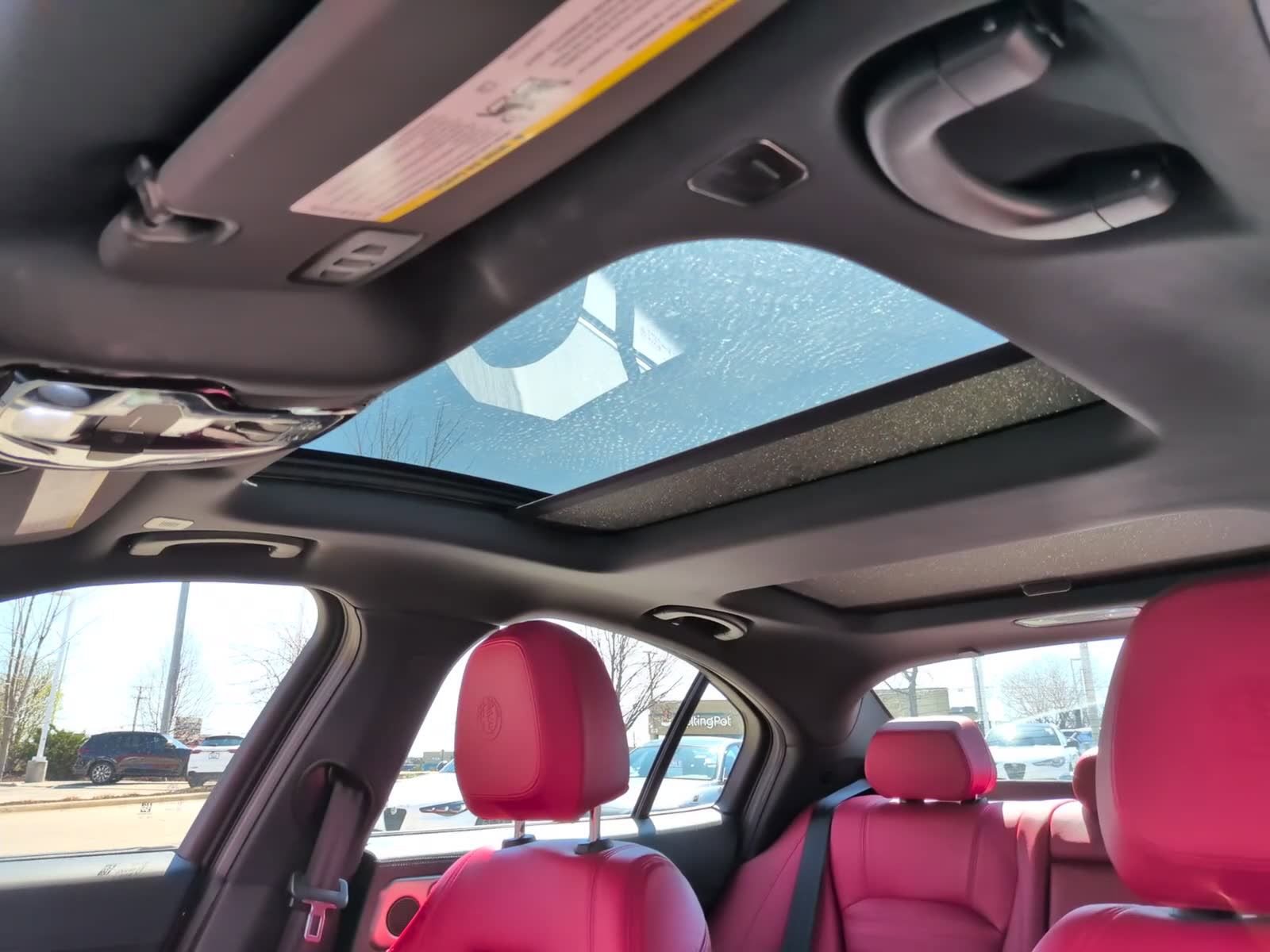 Used 2024 Alfa Romeo Giulia Veloce image 35