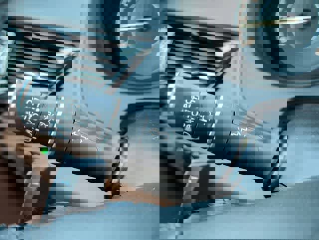 Used 2024 Acura RDX SH-AWD w/ Technology Package image 12