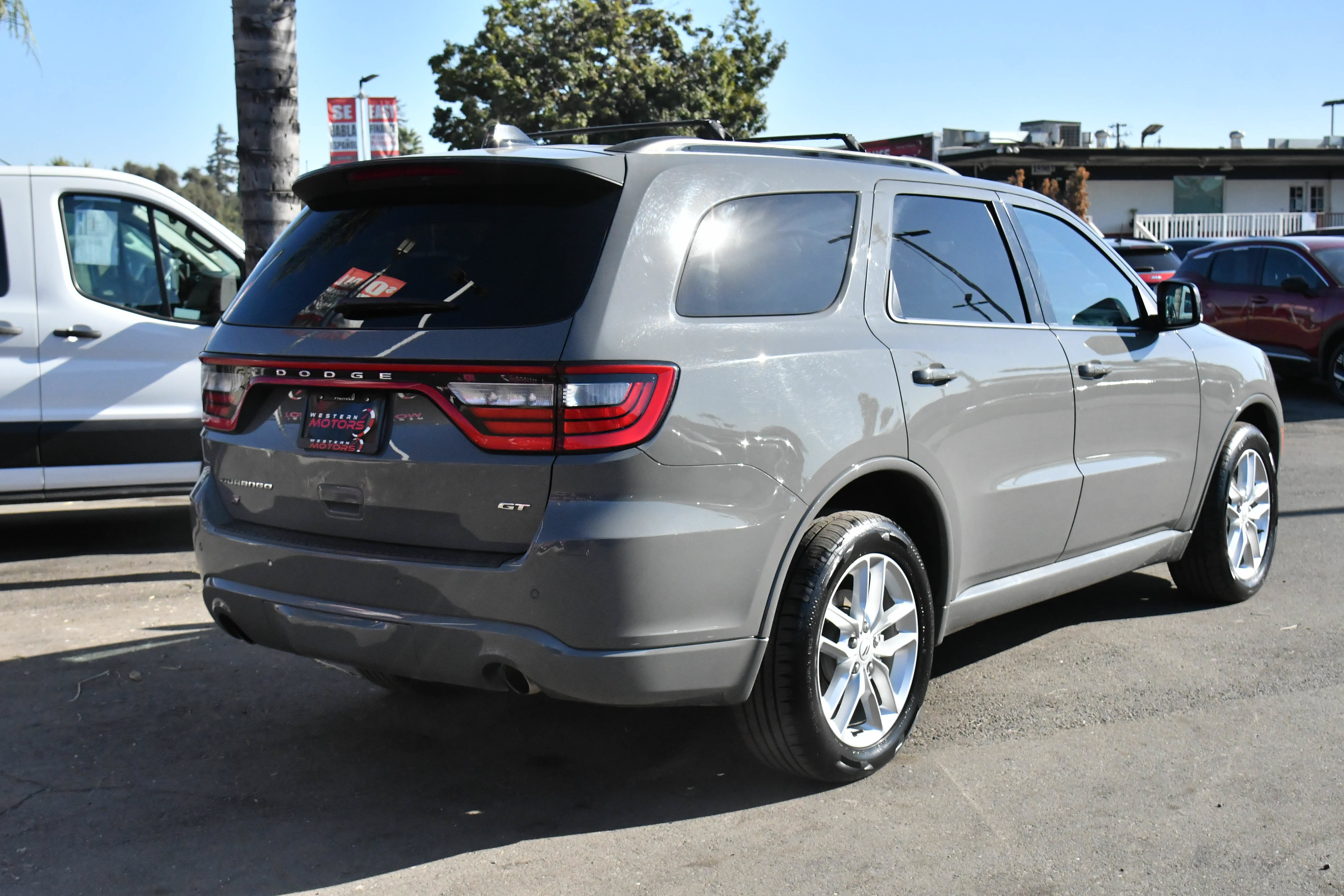 Used 2025 Dodge Durango GT AWD/4WD image 8