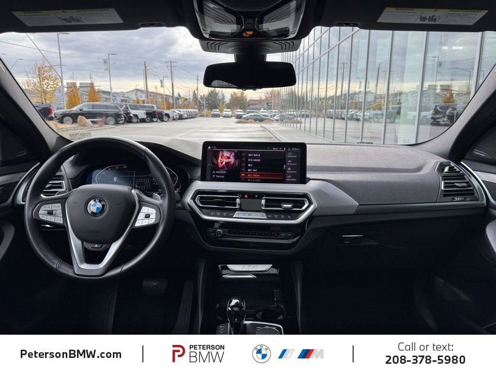 Used 2023 BMW X4 xDrive30i w/ Premium Package image 2