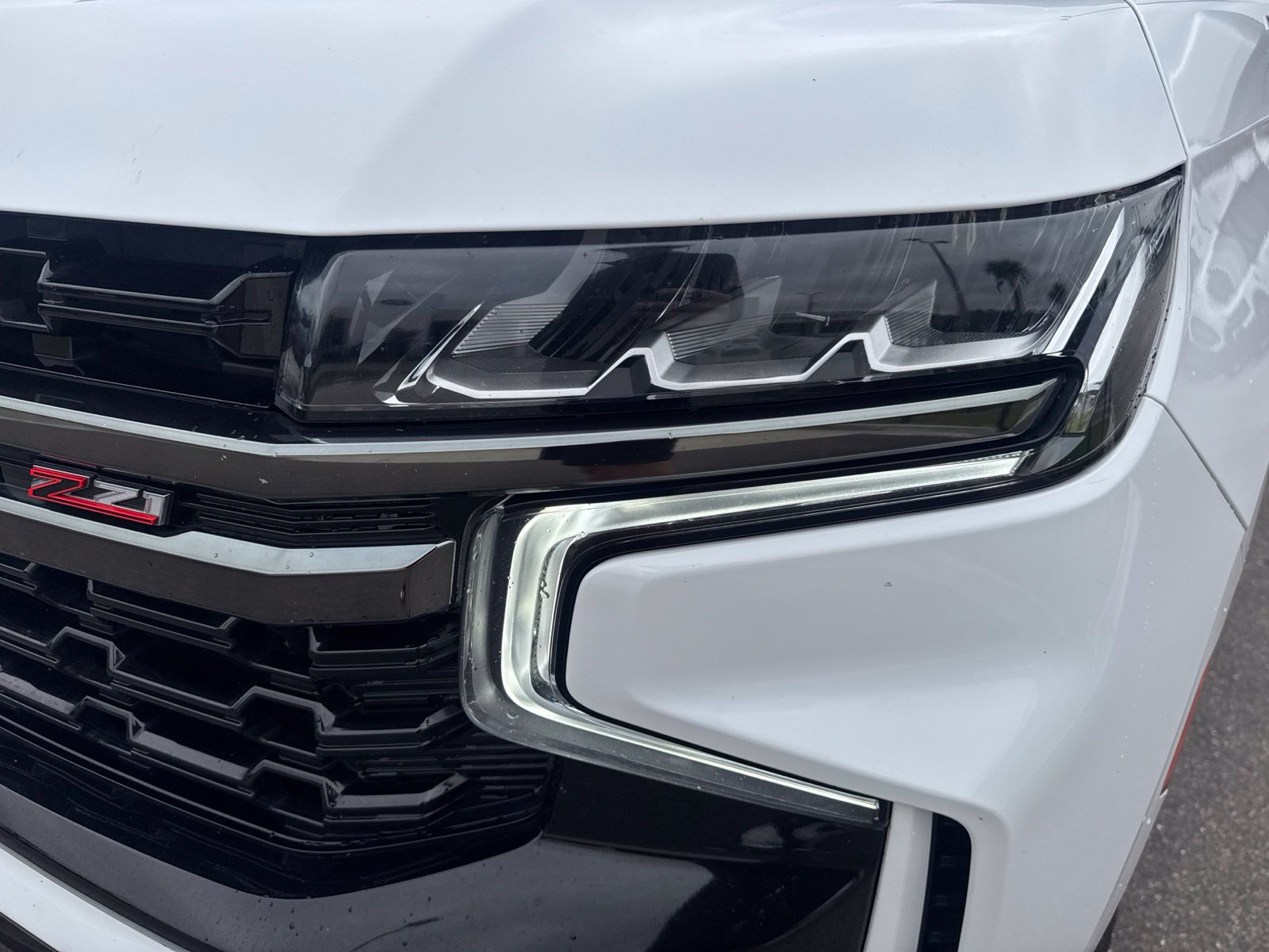 Used 2022 Chevrolet Tahoe Z71 w/ Luxury Package AWD/4WD image 10
