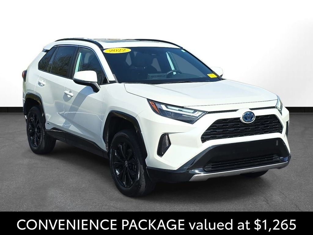 Certified 2022 Toyota RAV4 SE w/ Convenience Package AWD/4WD image 3