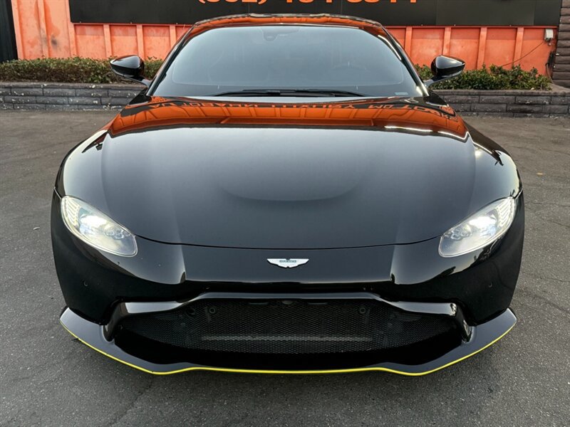 Used 2020 Aston Martin V8 Vantage Coupe RWD image 3