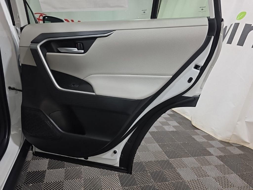 Used 2025 Toyota RAV4 XLE Premium image 14