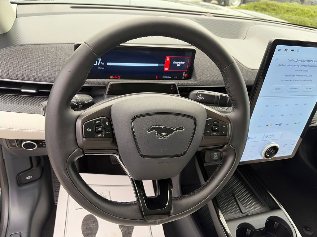 Used 2025 Ford Mustang Mach-E Premium image 19