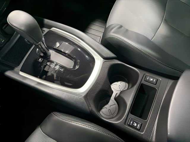 Used 2016 Nissan Rogue SL w/ SL Premium Package image 24