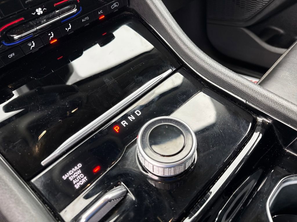 Used 2023 Jeep Grand Cherokee L Limited image 35