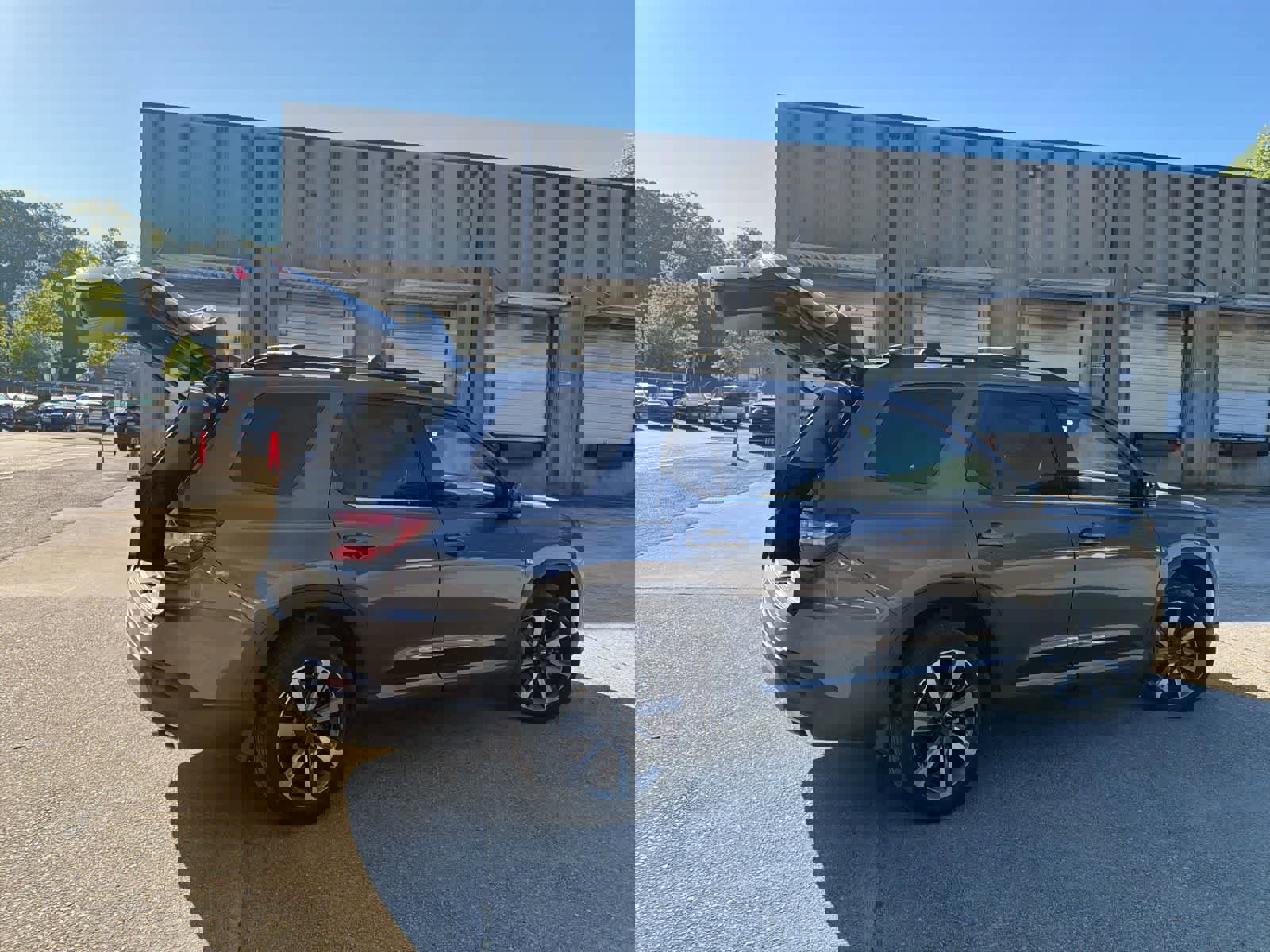 Used 2023 Honda Pilot Touring image 11