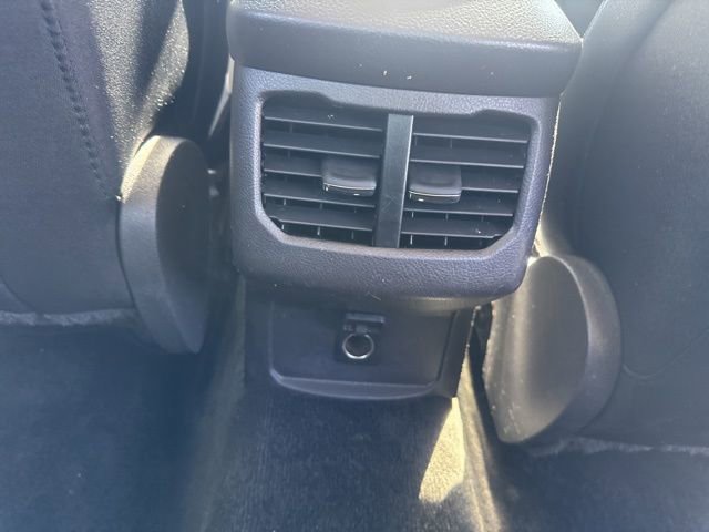 Used 2016 Ford Fusion SE FWD image 22