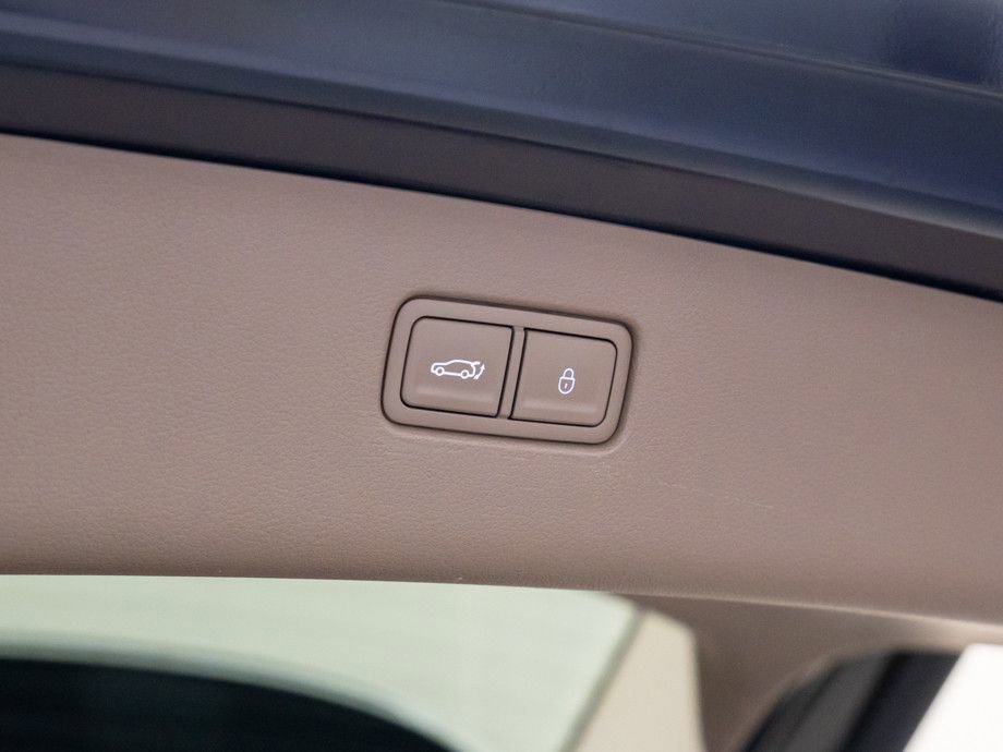 Used 2024 Genesis GV80 3.5T w/ Prestige Package image 31