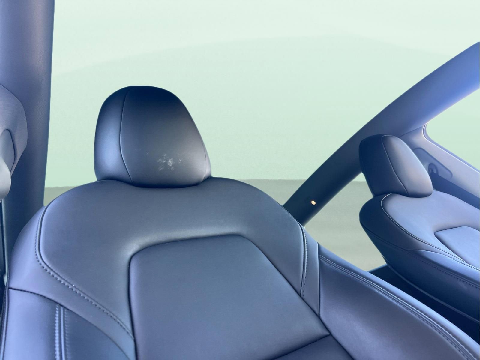 Used 2023 Tesla Model Y Long Range image 18