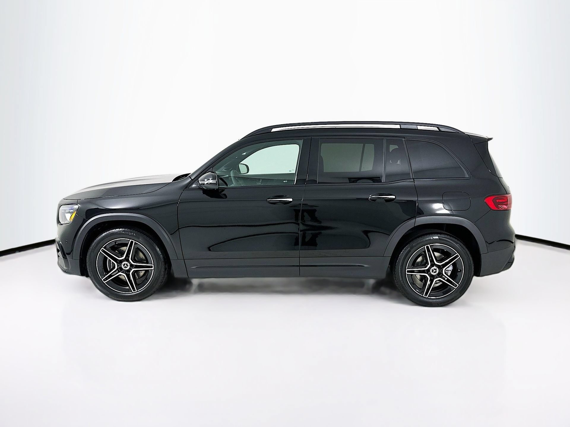 New 2026 Mercedes-Benz GLB 250 image 5