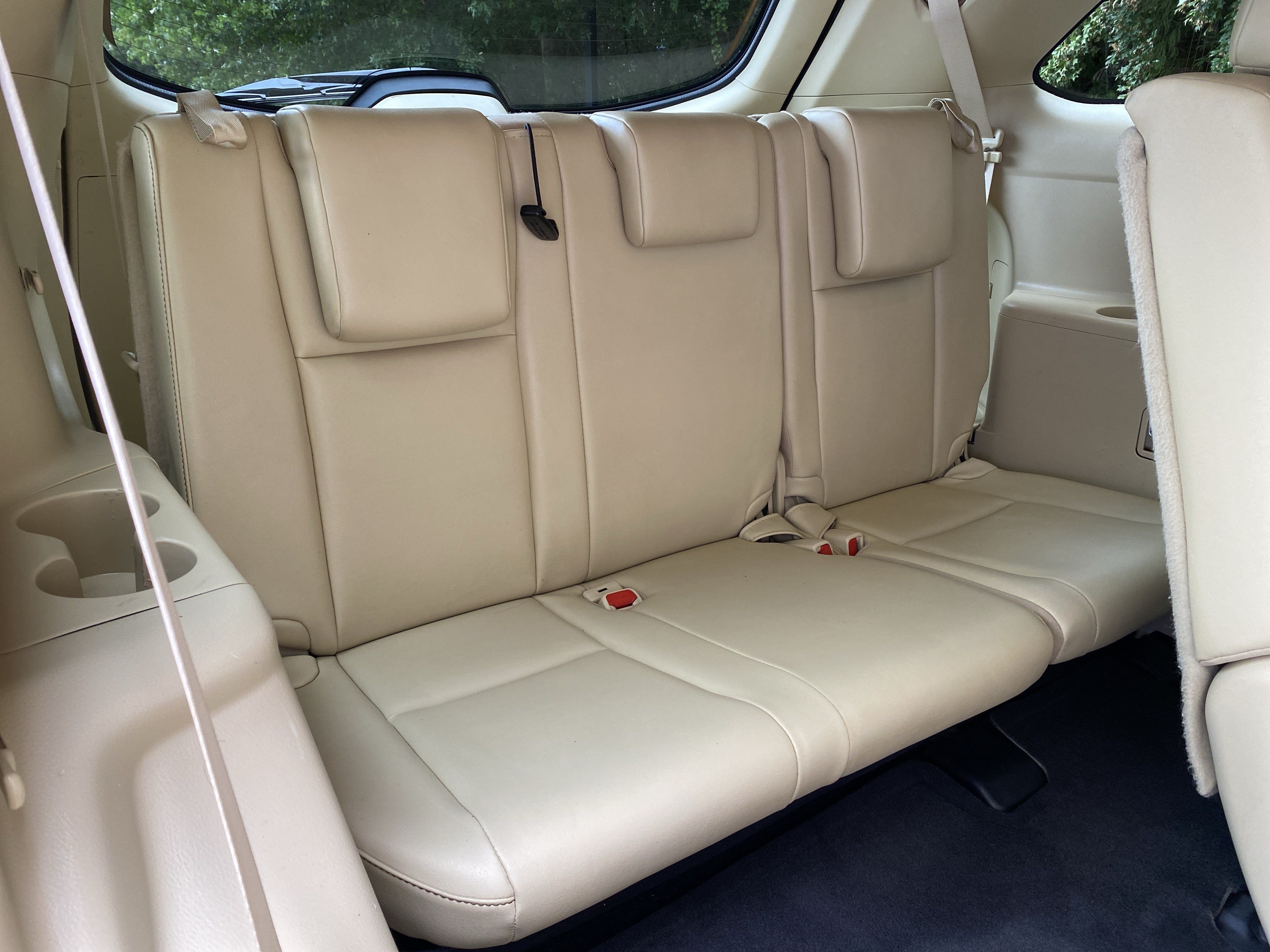 Used 2019 Toyota Highlander XLE FWD image 37
