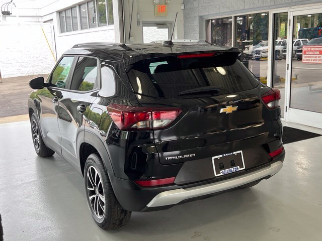 Used 2026 Chevrolet TrailBlazer LT FWD image 4