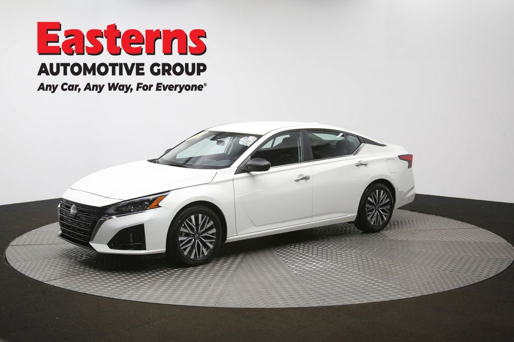 Used 2025 Nissan Altima 2.5 SV image 56