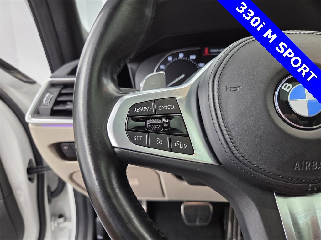 Used 2021 BMW 330i Sedan w/ M Sport Package image 32