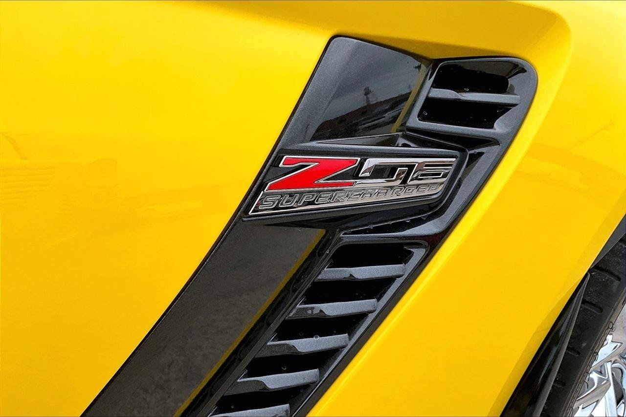 Used 2019 Chevrolet Corvette Z06 RWD image 24