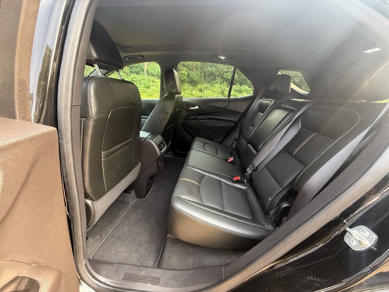 Used 2024 Chevrolet Equinox Premier image 9