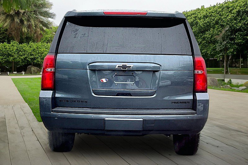 Used 2019 Chevrolet Suburban Premier w/ RST 6.2L Performance Edition RWD image 7