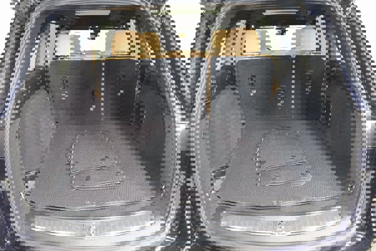 Used 2023 Jeep Grand Cherokee Summit w/ Luxury Tech Group V image 54