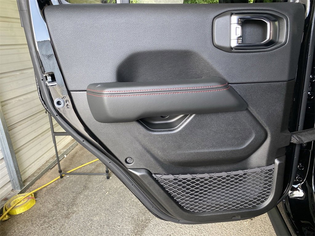 New 2025 Jeep Wrangler Unlimited Rubicon image 26