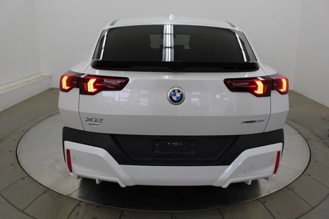 Used 2025 BMW X2 xDrive28i w/ Convenience Package AWD/4WD image 39