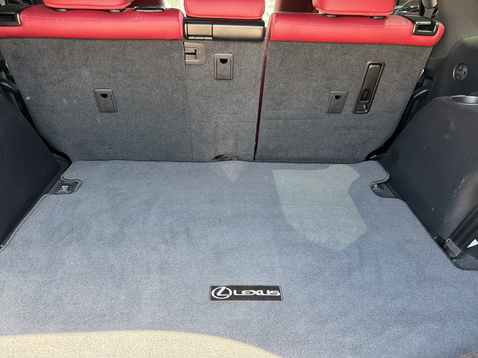 Used 2020 Lexus GX 460 Luxury w/ Accessory Package AWD/4WD image 27