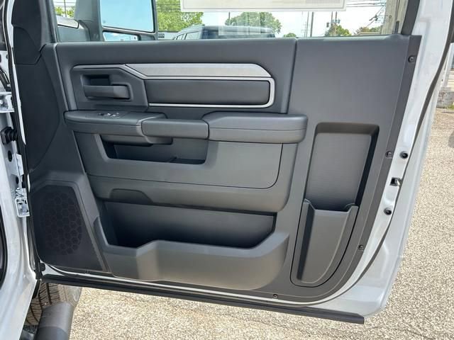 New 2026 RAM 2500 Tradesman image 25