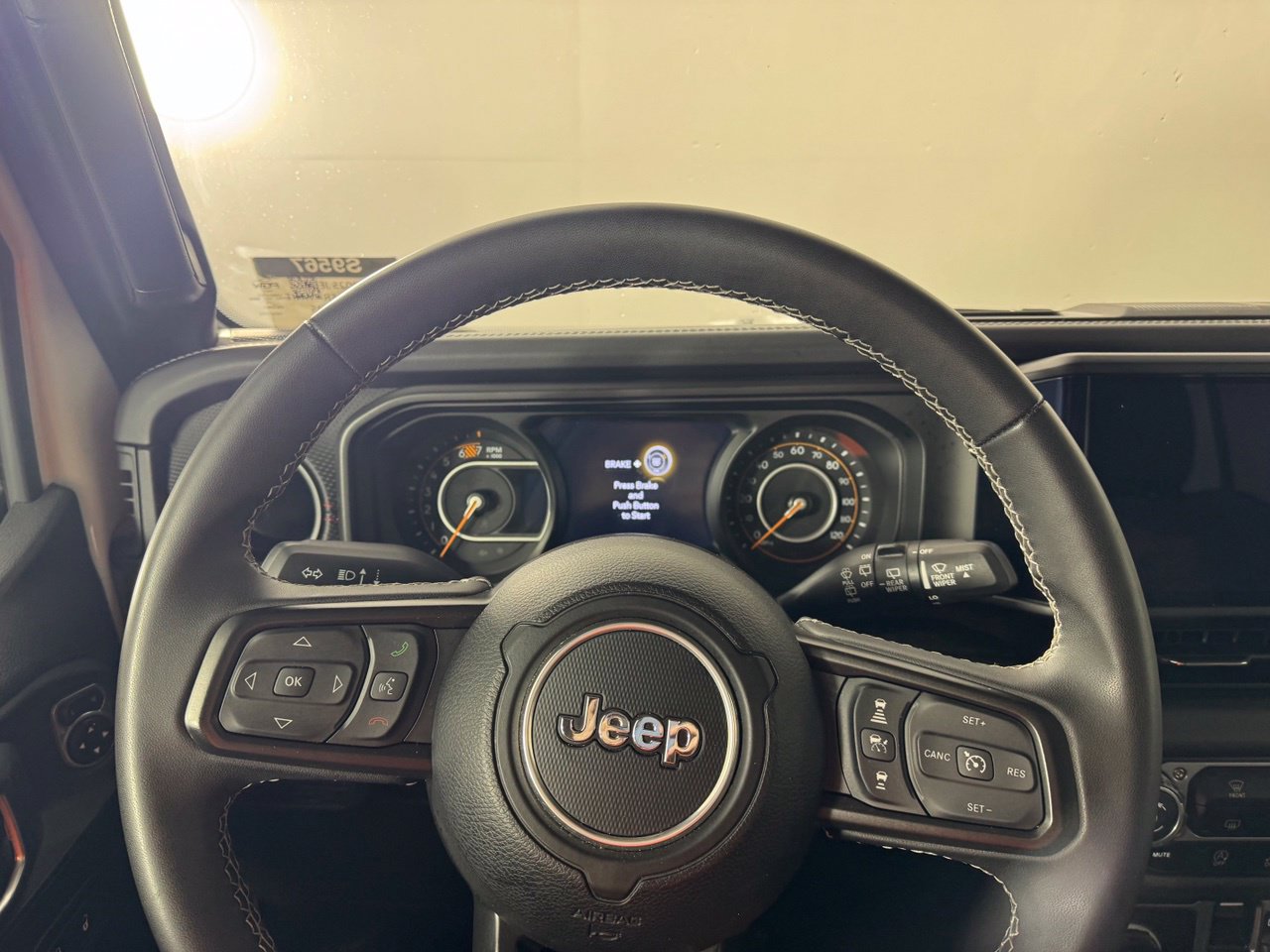Used 2025 Jeep Wrangler Unlimited Rubicon AWD/4WD image 15