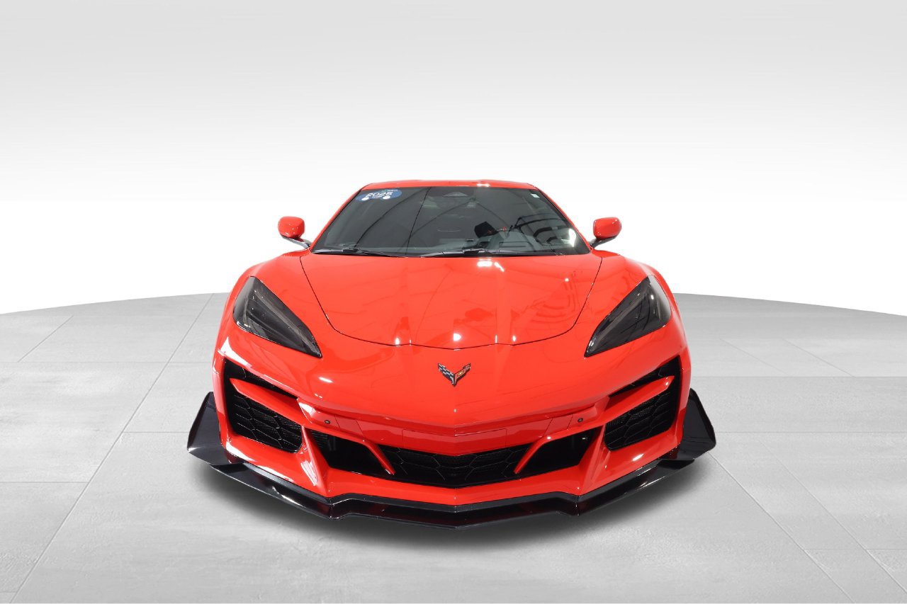 Used 2025 Chevrolet Corvette E-Ray w/ ZER Performance Package AWD/4WD image 7