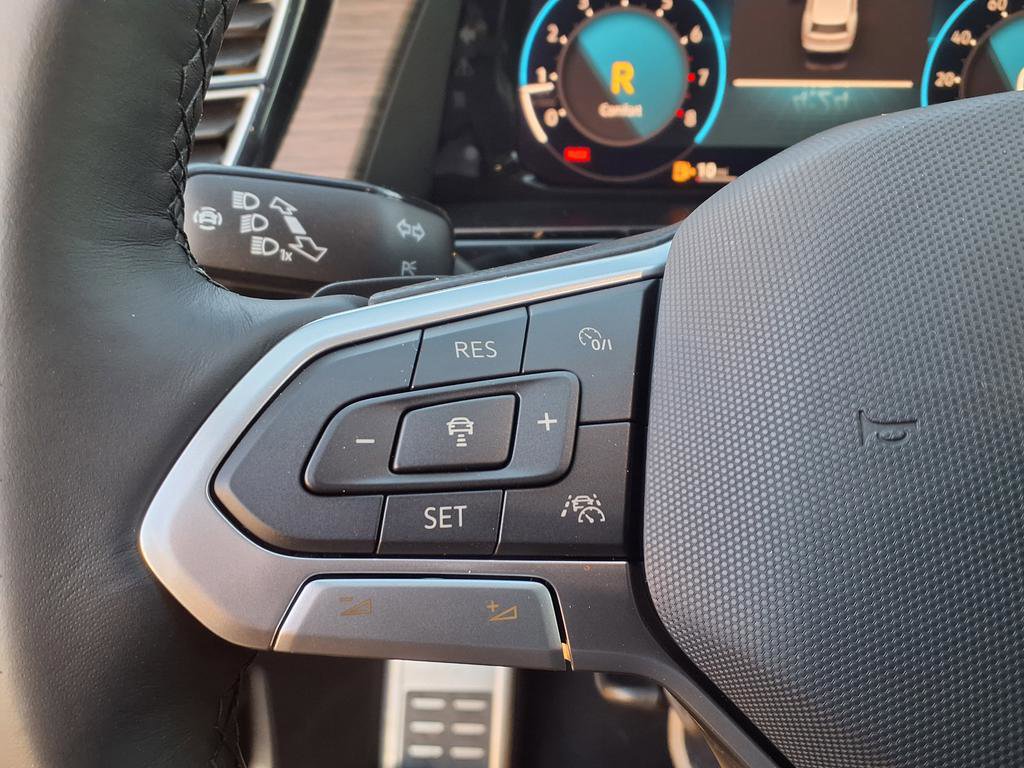 New 2026 Volkswagen Atlas SEL Premium R-Line image 17