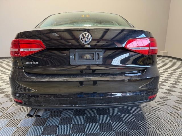 Used 2015 Volkswagen Jetta S image 9