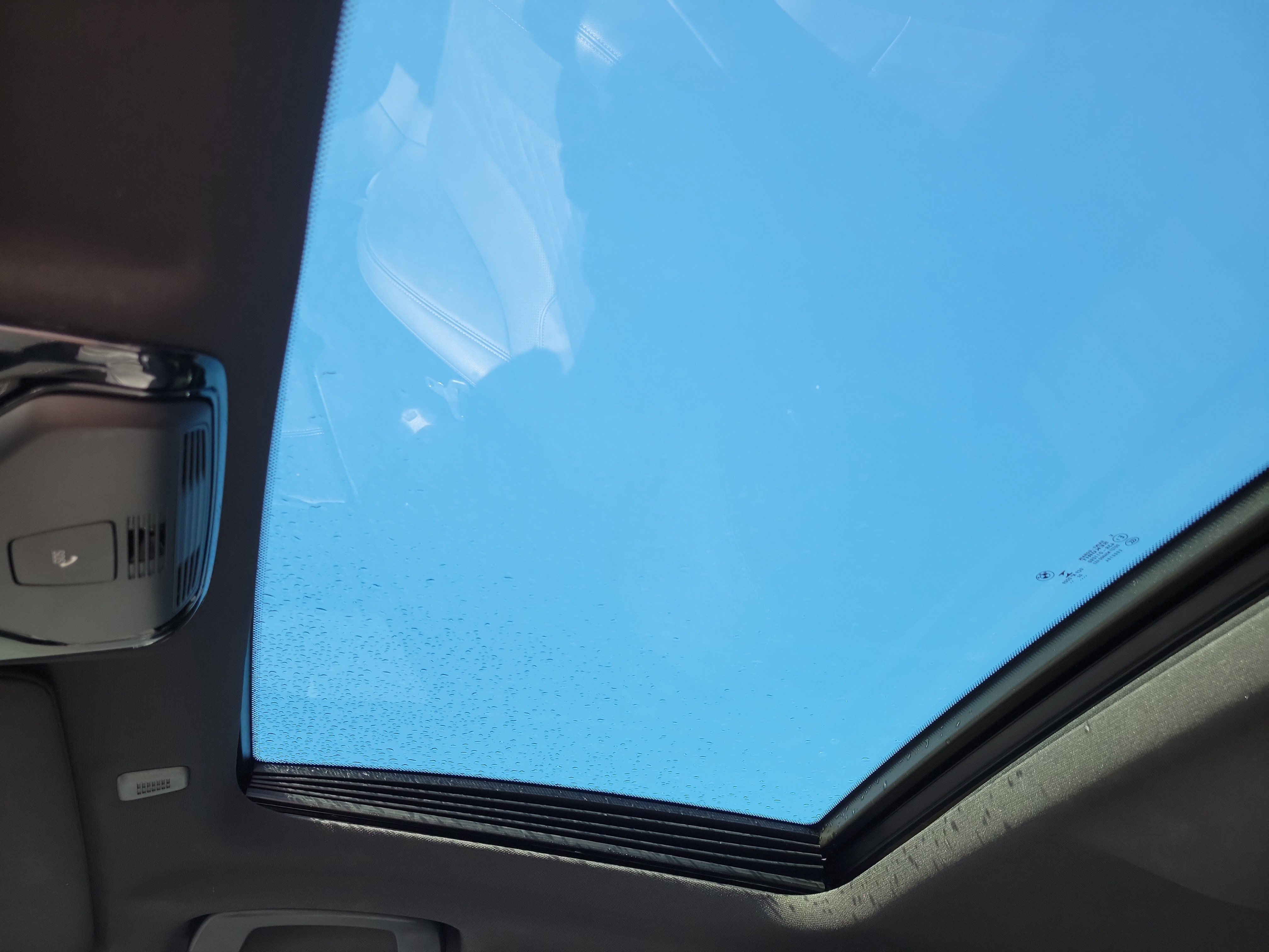 Used 2023 BMW 530i xDrive w/ M Sport Package image 34