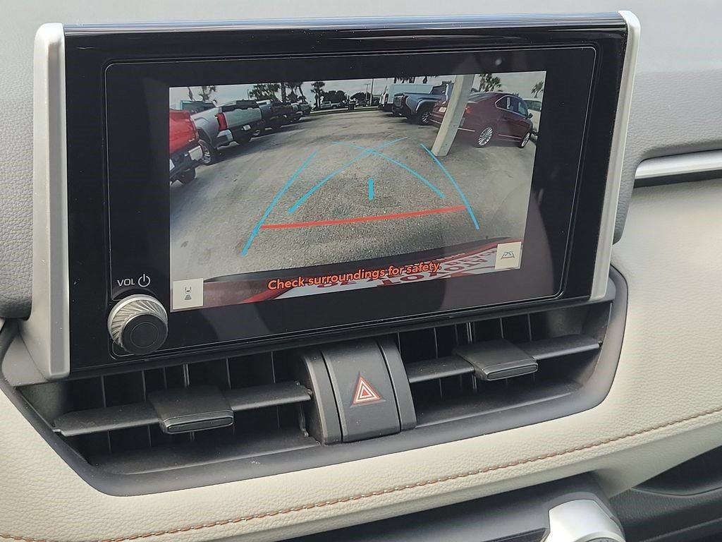 Certified 2025 Toyota RAV4 XLE w/ Convenience Package AWD/4WD image 15