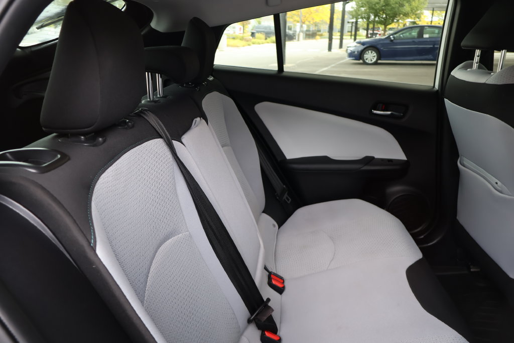 Certified 2020 Toyota Prius LE AWD/4WD image 47
