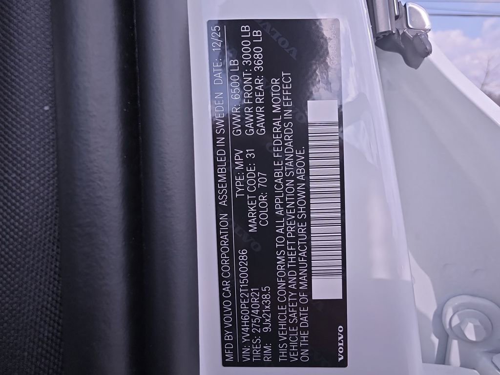 New 2026 Volvo XC90 T8 Plus w/ Protection Package Premier image 40