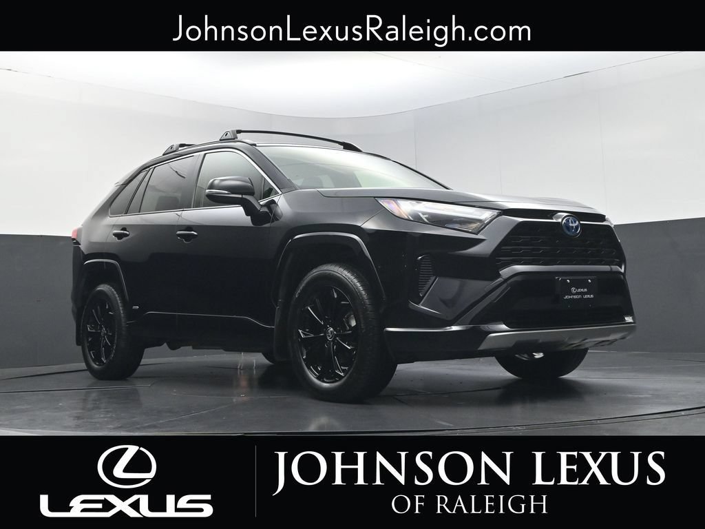Used 2023 Toyota RAV4 SE w/ Convenience Package AWD/4WD image 14