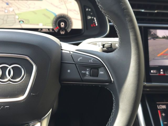 Used 2025 Audi Q7 3.0T Premium Plus image 13