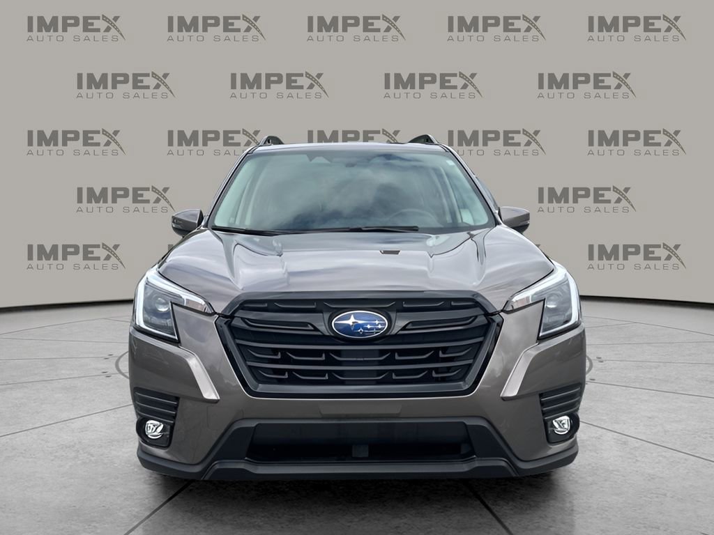 Used 2024 Subaru Forester Limited image 8