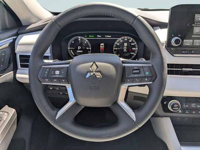 New 2025 Mitsubishi Outlander SEL image 14