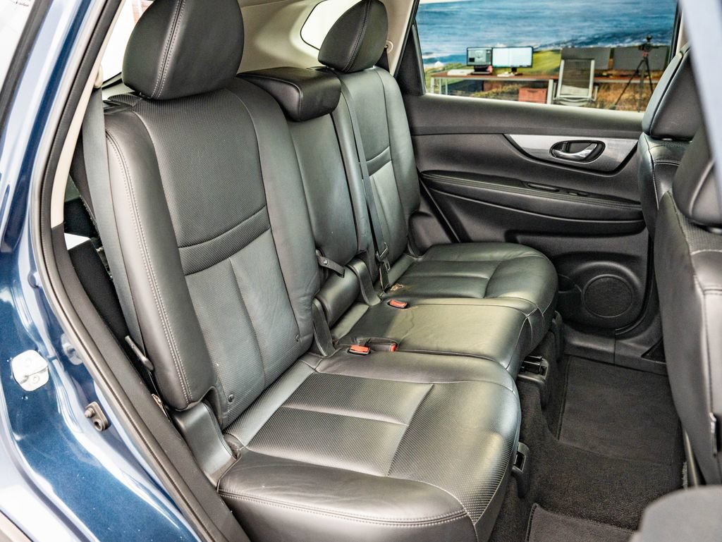 Used 2015 Nissan Rogue SL AWD/4WD image 47