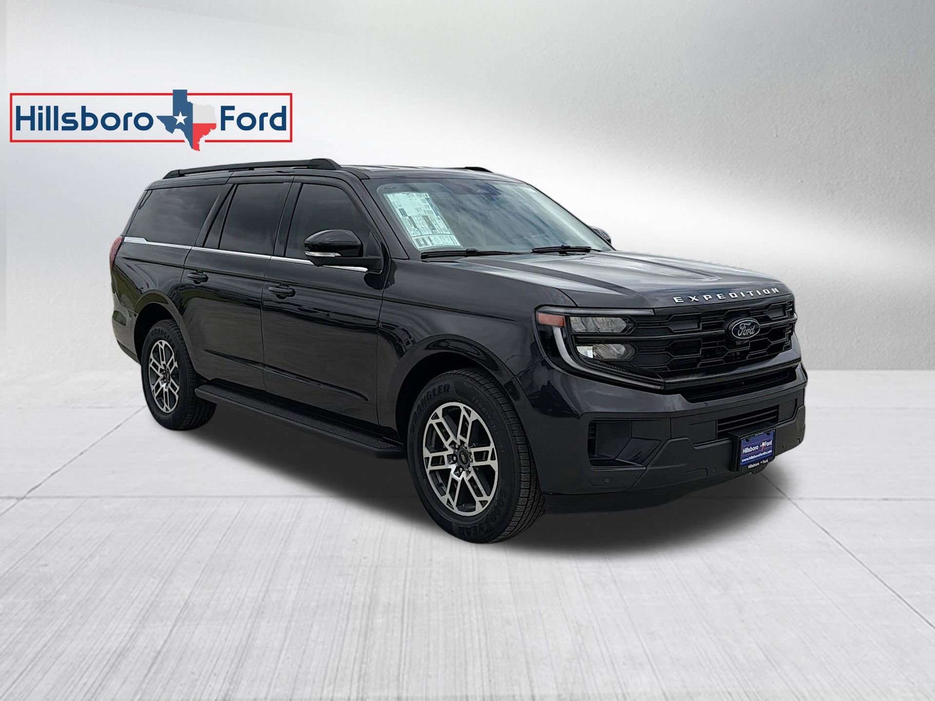 New 2026 Ford Expedition Max Active RWD image 4